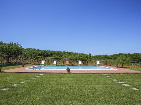 Water, Plant, Furniture, Swimming Pool, Property, Sky, Azure, Blue, Nature, Tree
