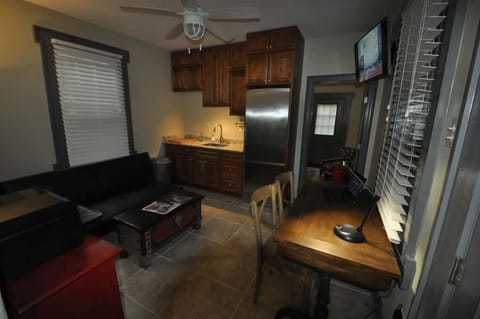 Den Study area with wetbar