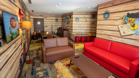 Pirate Fully Themed Family Suite with park access | Living area | Smart TV