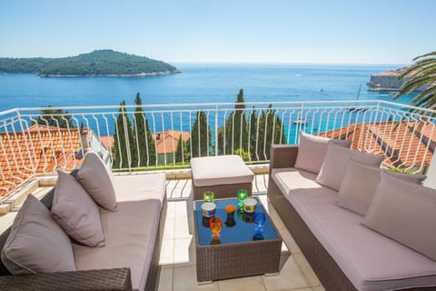 Comfort Apartment, Sea View | Beach/ocean view