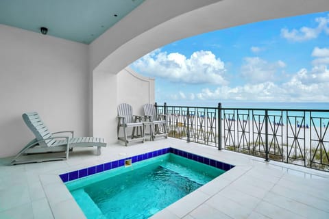 1st Floor Balcony - Private Splash Pool and Beach Access