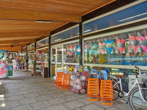 Bicycle, Wheel, Bicycle Wheel, Building, Public Space, Sidewalk