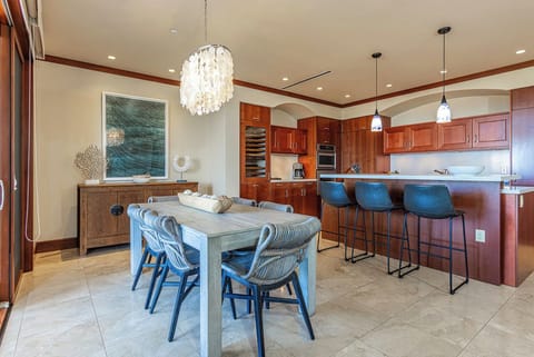 Elevated kitchen and Maui sunshine greets you