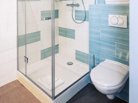 Premium bedding, pillowtop beds, minibar, in-room safe