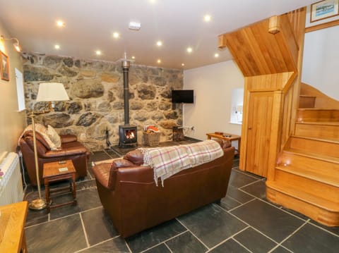 Cottage | Living room | TV