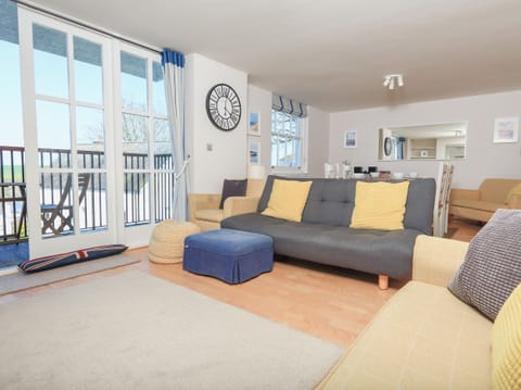 Cottage | Living area