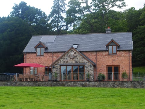 Cottage | Exterior