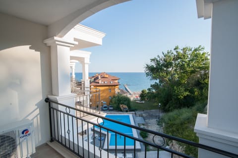 Double or Twin Room | Balcony view