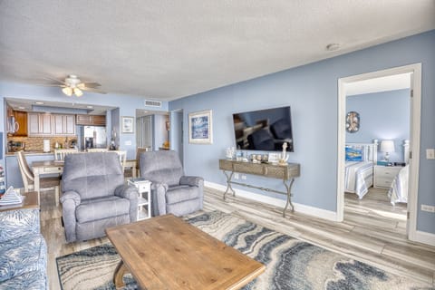 Entrance Into 2nd Bedroom On Right On Side Of Pic