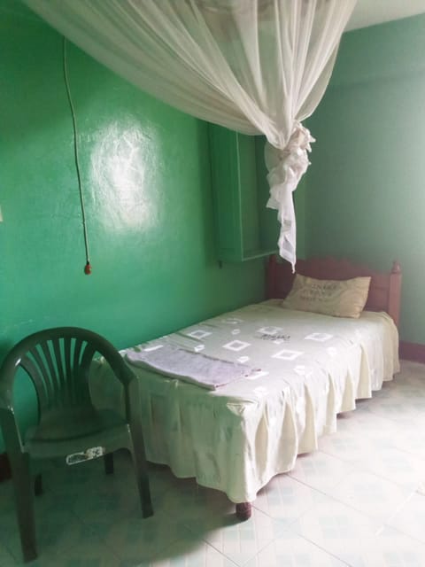 Standard Room | Desk, free WiFi, bed sheets
