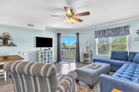 Living Area - Northwest
