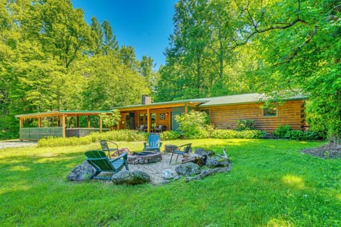 Gatlinburg Vacation Rental | 5BR | 4BA | 2,423 Sq Ft