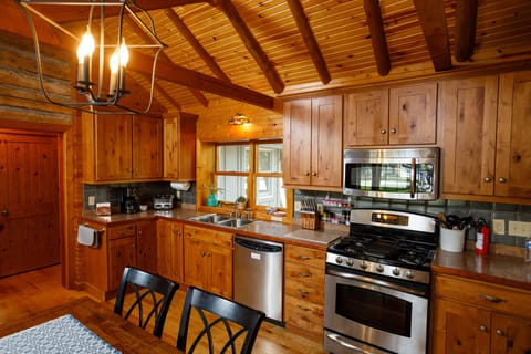 Update appliances in kitchen