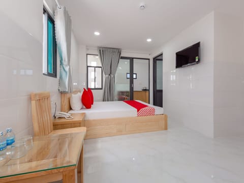 Studio | Minibar, desk, WiFi (free), bed sheets
