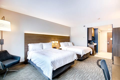 Standard Room, 1 King Bed, Roll-in Shower (Communications, Mobility Accessible) | Desk, laptop workspace, soundproofing, iron/ironing board