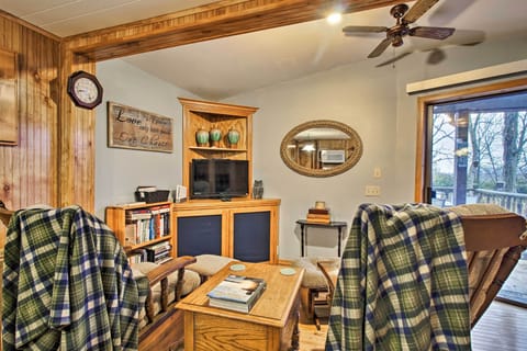 Stockton Vacation Rental | 1BR | 1BA | 1,000 Sq Ft | Step-Free Access