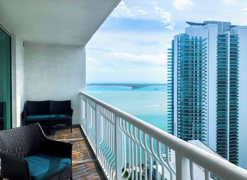 Nice balcony, city view and partial view to Key Biscayne Bay