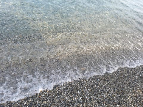 Beach nearby, white sand, 10 beach bars