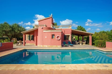 Cloud, Sky, Property, Building, Water, Swimming Pool, Azure, Plant, Tree, Architecture