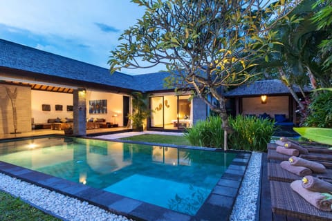Villa (Multiple Bedrooms) | Front of property