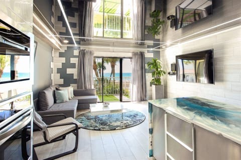 Condo, 1 King Bed with Sofa bed (The Summit 231) | Exterior