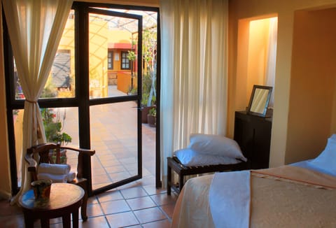 Individually furnished, free WiFi, bed sheets