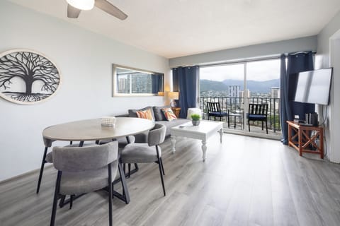 14th Floor.  Mauka (mountain) view and city view from living room and lanai