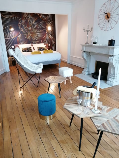 Deluxe Double Room | Free WiFi, bed sheets