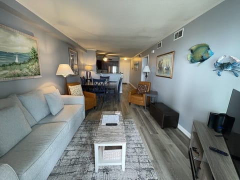 Welcome to Beach House 106!