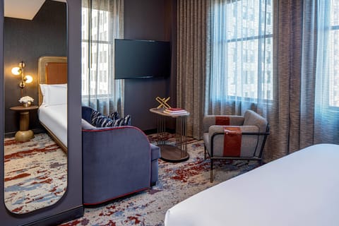 Studio, 1 King Bed with Sofa bed | Egyptian cotton sheets, premium bedding, pillowtop beds, desk