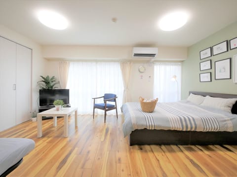 Room (/4) | 1 bedroom, iron/ironing board, WiFi (free), bed sheets
