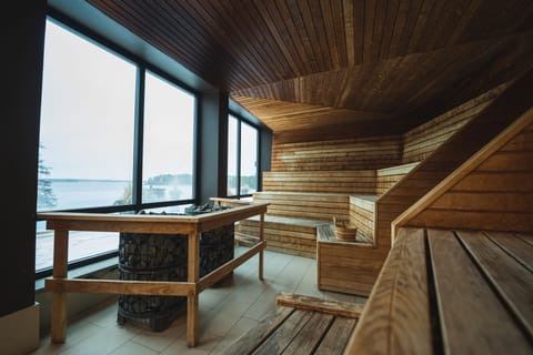 Sauna, steam room, massages