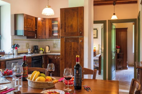 Villa, 6 Bedrooms, Smoking, Private Pool | Interior