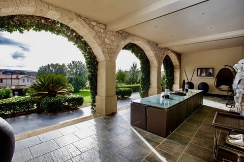 House, 5 Bedrooms, Smoking, Balcony | Terrace/patio