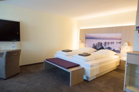 Minibar, in-room safe, desk, blackout drapes