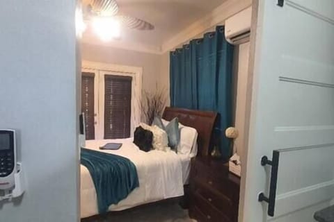 Bedroom (1)