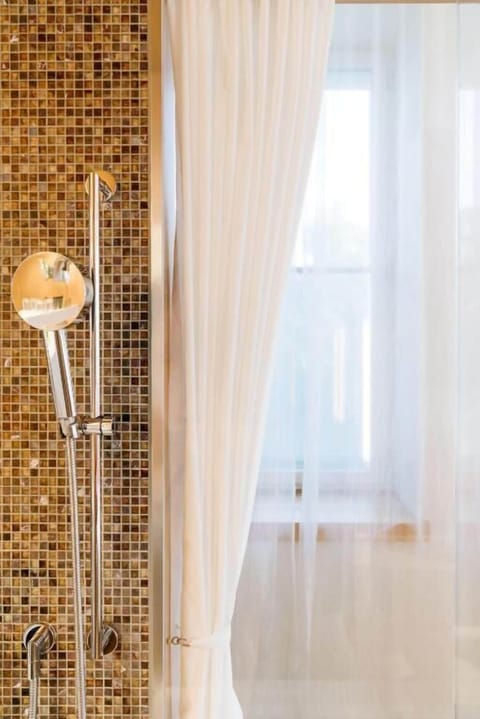 Standard Double Room | Bathroom | Separate tub and shower, hair dryer, slippers, towels