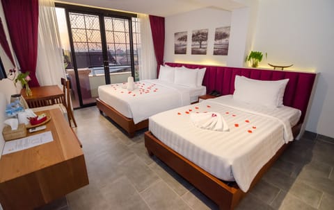 Deluxe Family Room with Free Airport Pick Up | 20 bedrooms, minibar, in-room safe, desk