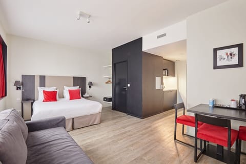 Drift to sleep in the Double bed or Single sofa bed.