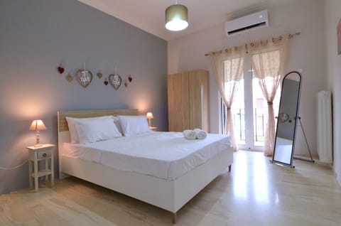 Apartment, 2 Bedrooms, Balcony | 2 bedrooms, free WiFi, bed sheets