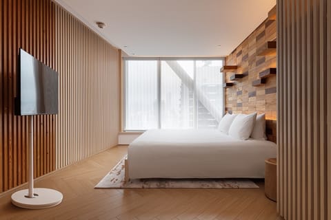 Madera Penthouse, 1 King Bed | Minibar, in-room safe, desk, blackout drapes