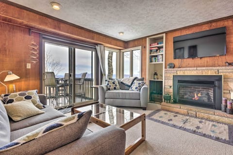 Beech Mountain Vacation Rental | 3BR | 3BA | 1,300 Sq Ft | Stairs Required