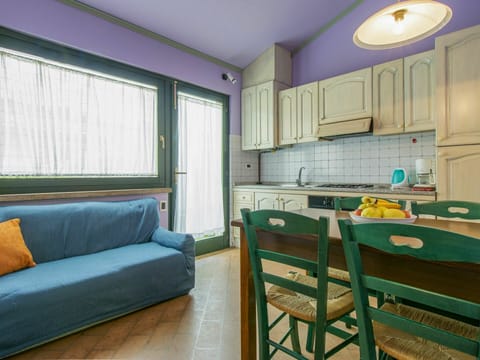 Furniture, Cabinetry, Azure, Wood, Window, Countertop, Comfort, Building, Interior Design, Lighting