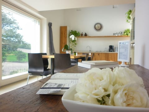 Villa, 2 Bedrooms, Smoking, Private Pool | Lounge