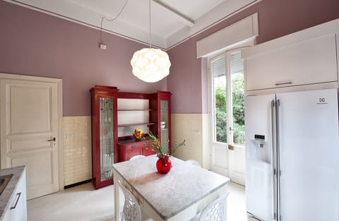 Villa, 5 Bedrooms, Smoking, Balcony | Interior