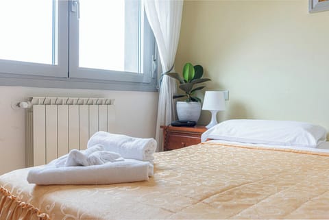 Apartment, 1 Bedroom, Smoking, Balcony | 1 bedroom