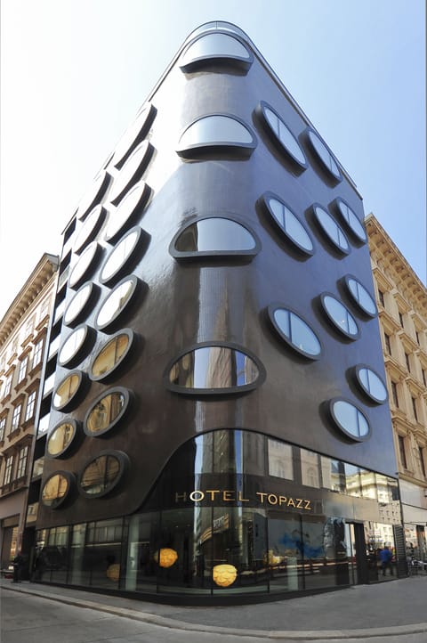Premium bedding, down comforters, pillowtop beds, in-room safe
