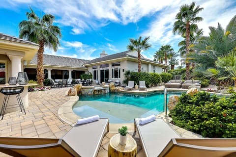 Welcome to your relaxing vacation at Casa Del Sol.