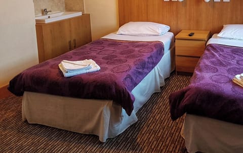 Standard Double or Twin Room, Shared Bathroom