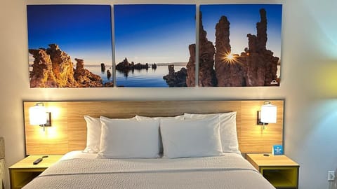 In-room safe, desk, laptop workspace, soundproofing